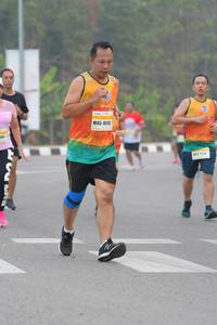 BIB: 1619
                            <button type="button" onclick="openModal(9891815)" class="btn btn-primary btn-sm float-right btn-popup" data-toggle="modal" data-target=".modal-high-quality">
                        <i class="fas fa-shopping-cart"></i> Add to Cart
                    </button>
                                            <button type="button" onclick="isThisMe(9891815, true)" class="btn btn-success btn-sm float-right btn-popup btn-isme hidden" data-toggle="tooltip" data-placement="bottom" title="นี่คือรูปของคุณใช่ไหม คลิกที่นี่เพื่อเอาเข้าอัลบั้ม">
                        <i class="fas fa-plus"></i> Add to album
                    </button>
                    <button type="button" onclick="isThisMe(9891815, false)" class="btn btn-warning btn-sm float-right btn-popup btn-isnotme hidden">
                        <i class="fas fa-ban"></i> Remove from album
                    </button>